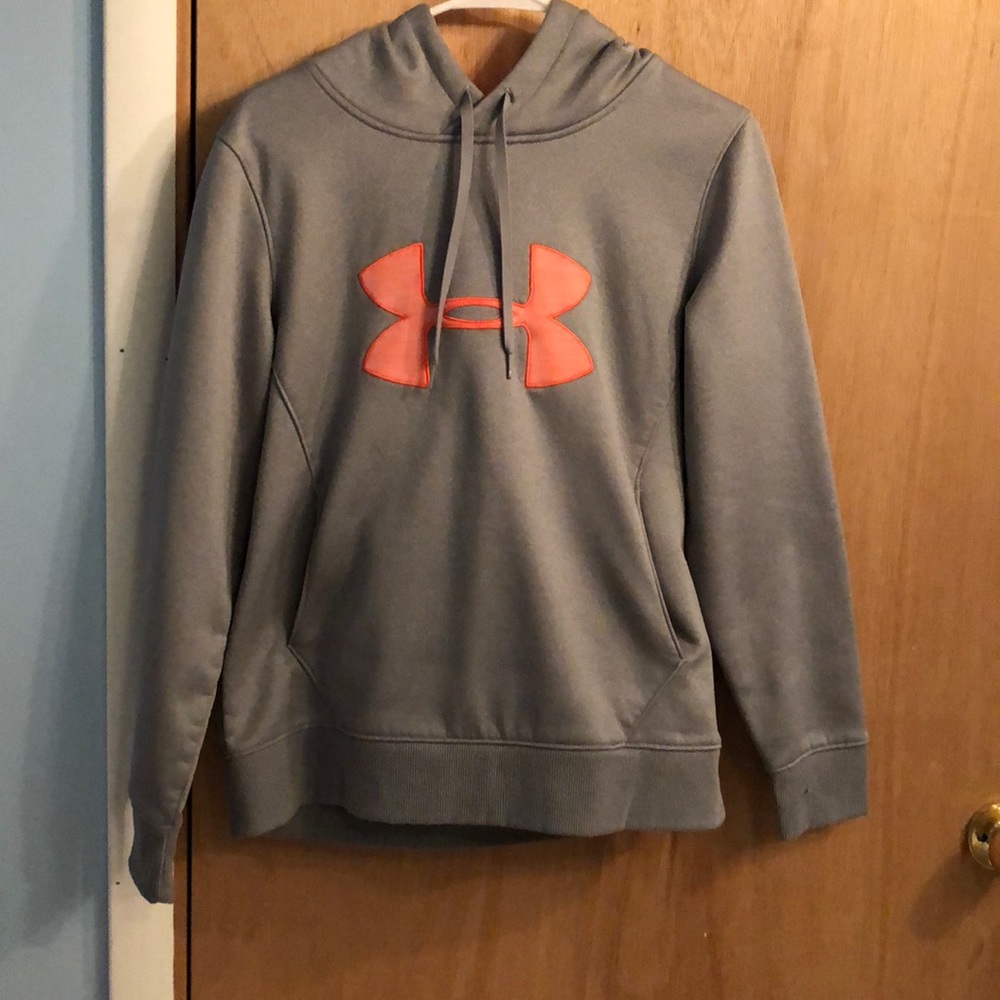 Under Armour Sweatshirt